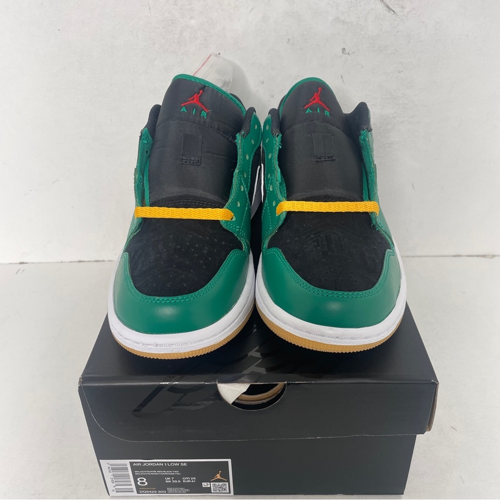 Nike Air Jordan 1 Retro Low SE “Holiday” 2022 - Picture 2 of 4